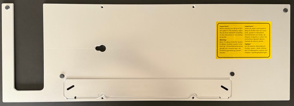 Bang & Olufsen - Suporte de parede para BeoSound 9000 para montagem horizontal. Componente de áudio #1.0