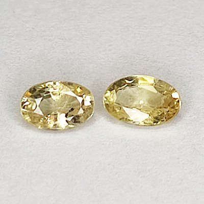2 pcs  Gul Safir  - 1.35 ct - Antwerp Laboratory for Gemstone Testing (ALGT) #2.1
