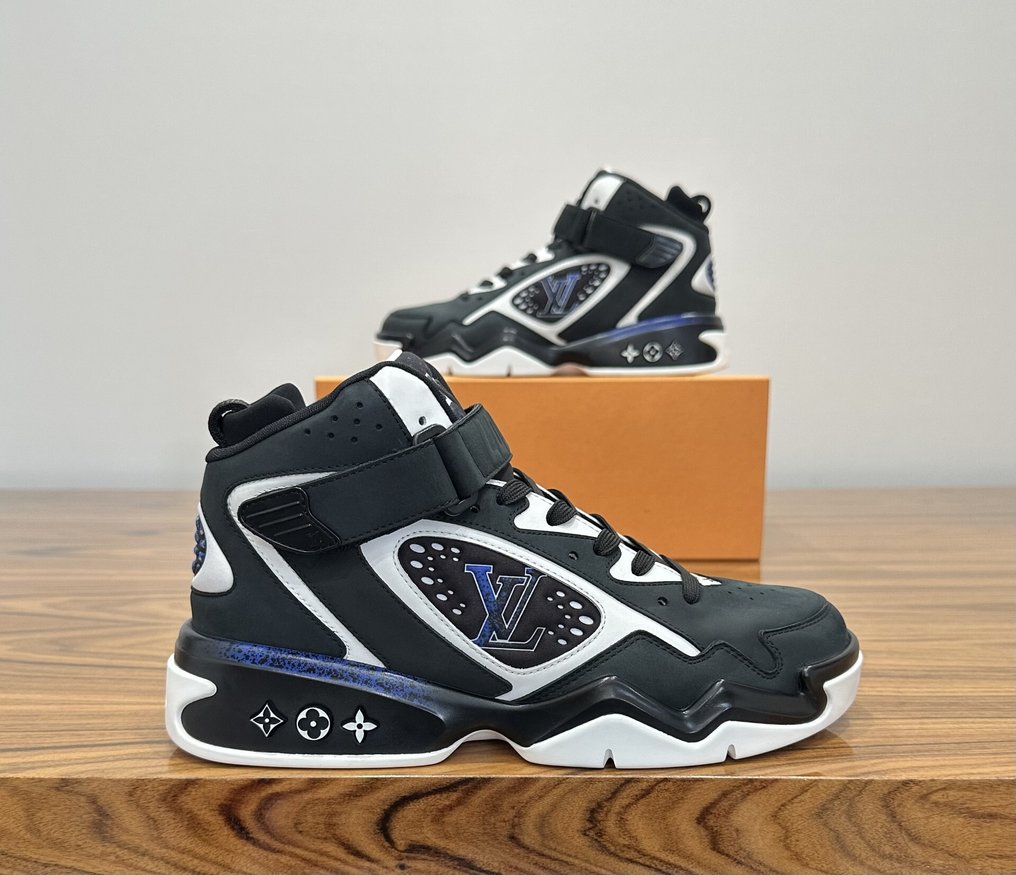 Louis Vuitton - LV Trainer 2 - 运动鞋 - 尺寸: EU 40.5 #2.1