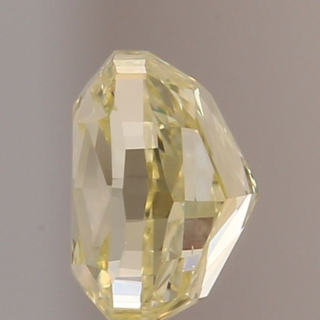 1 pcs Timantti  (Luonnonvärinen)  - 0.53 ct - Cushion (pyöristetty neliö) - Fancy Keltainen - VS2 - Amerikan gemologinen instituutti (GIA) #1.0