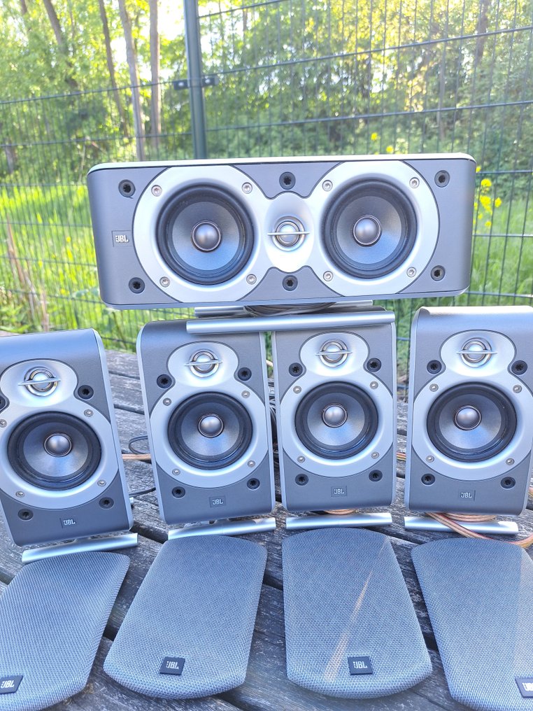 JBL - SCS-200 Satellites, SG-200 Center Speaker - 5.0 Speaker set #1.0