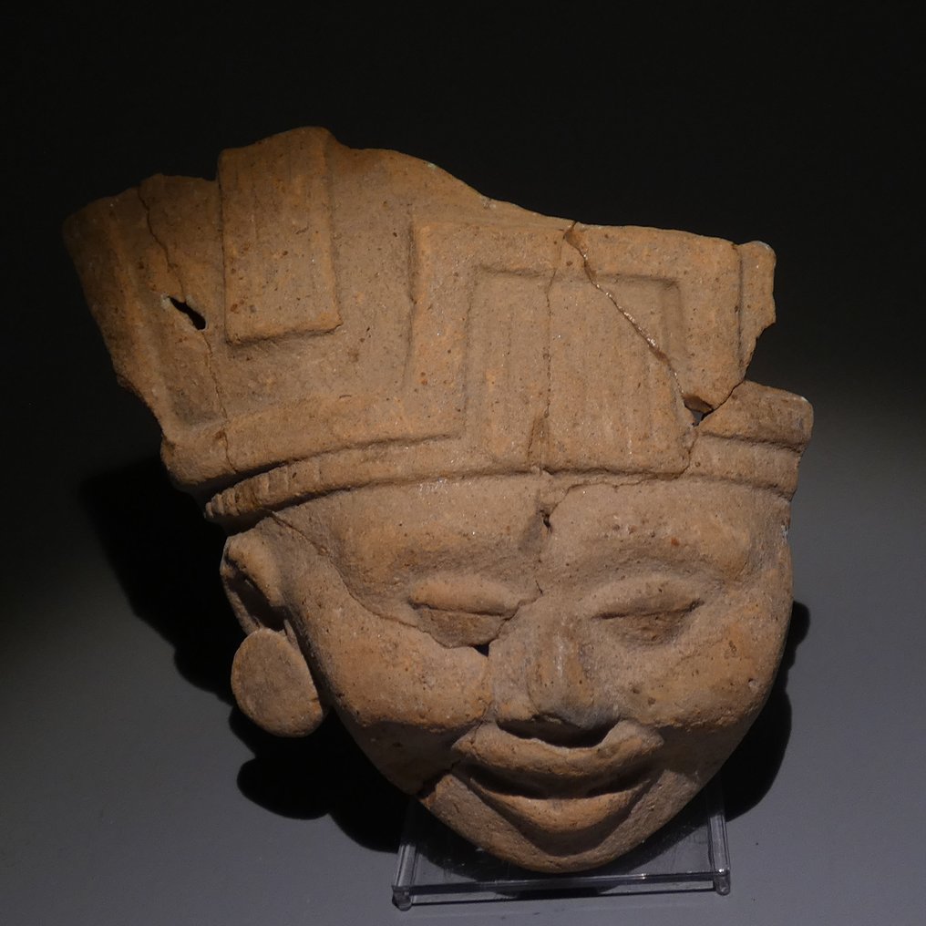 Veracruz，墨西哥 Terracotta Sonriente 头部。12.5 厘米 H。西班牙进口许可证。公元300年至900年。 #2.1