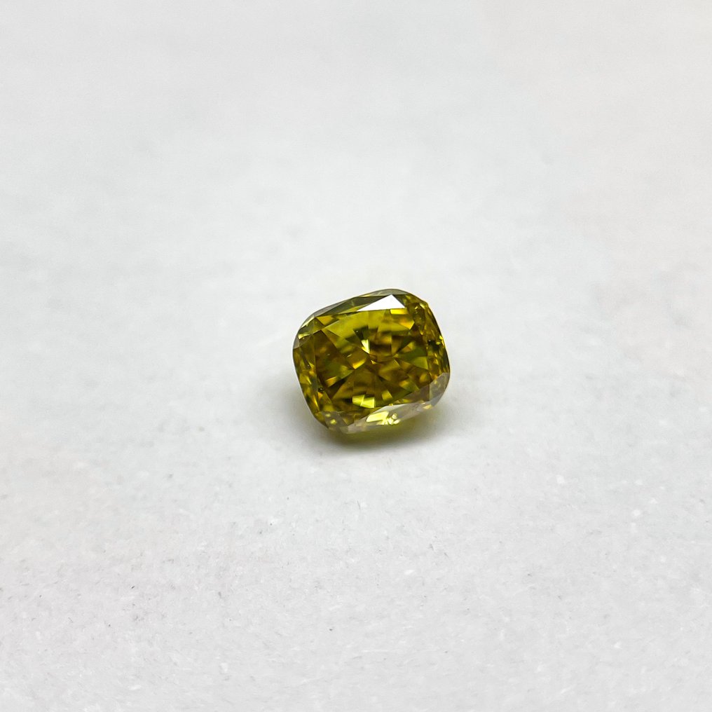 1 pcs 钻石  (天然色彩的)  - 0.51 ct - 枕形 - Fancy deep 稍帶棕色的, 稍帶綠色的 黄色 - VS2 轻微内含二级 - 美国宝石研究院（GIA） #1.0