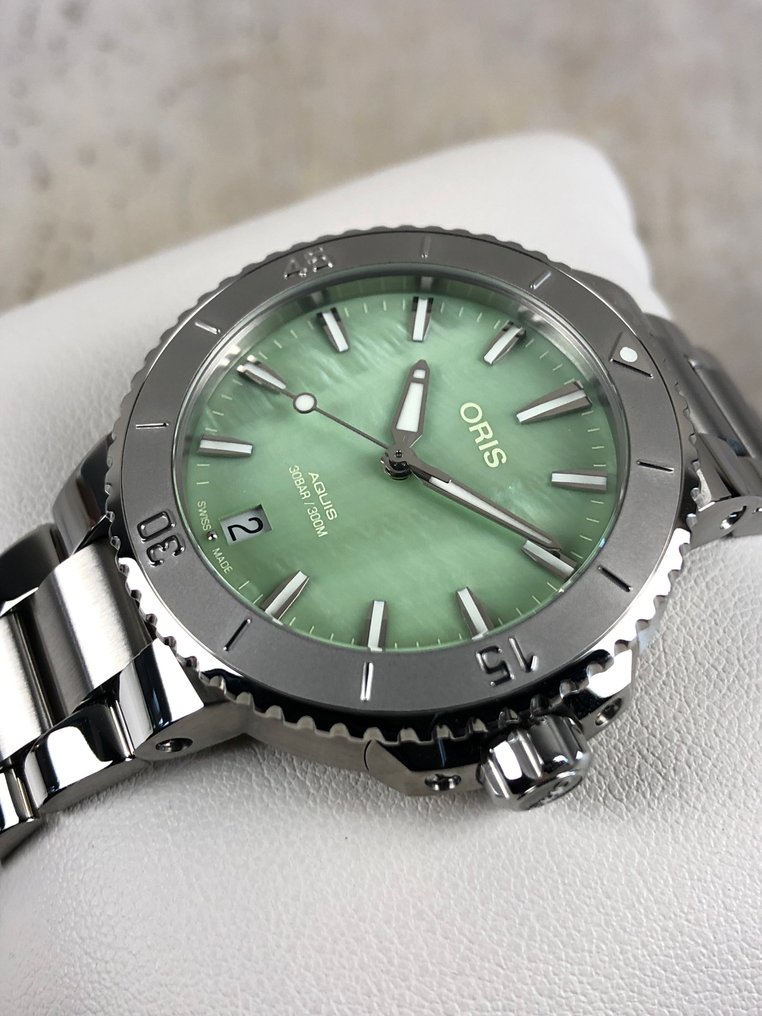 Oris - Aquis Date Automatic - 01 733 7770 4157-07 8 18 05P - Női - 2020+  #2.1