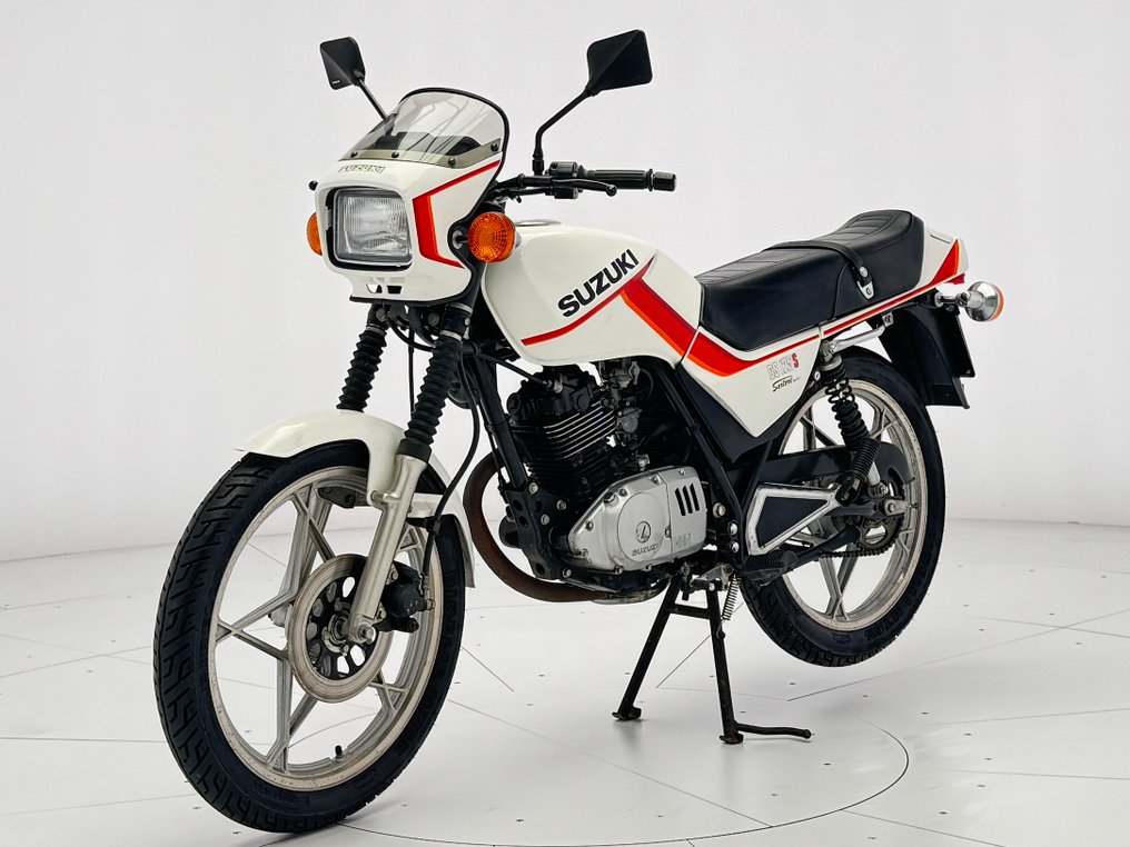 Suzuki - GS 125 S - NO RESERVE - 125 cc - 1984 #2.1