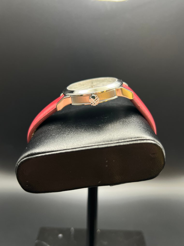 Burberry - The city - Ingen mindstepris - BU9129 - Kvinder - 2020+  #4.3