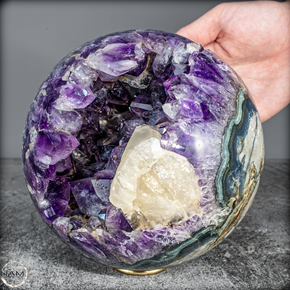 Natural amethyst sphere from Uruguay. of the highest quality- 4627.86 g #1.0