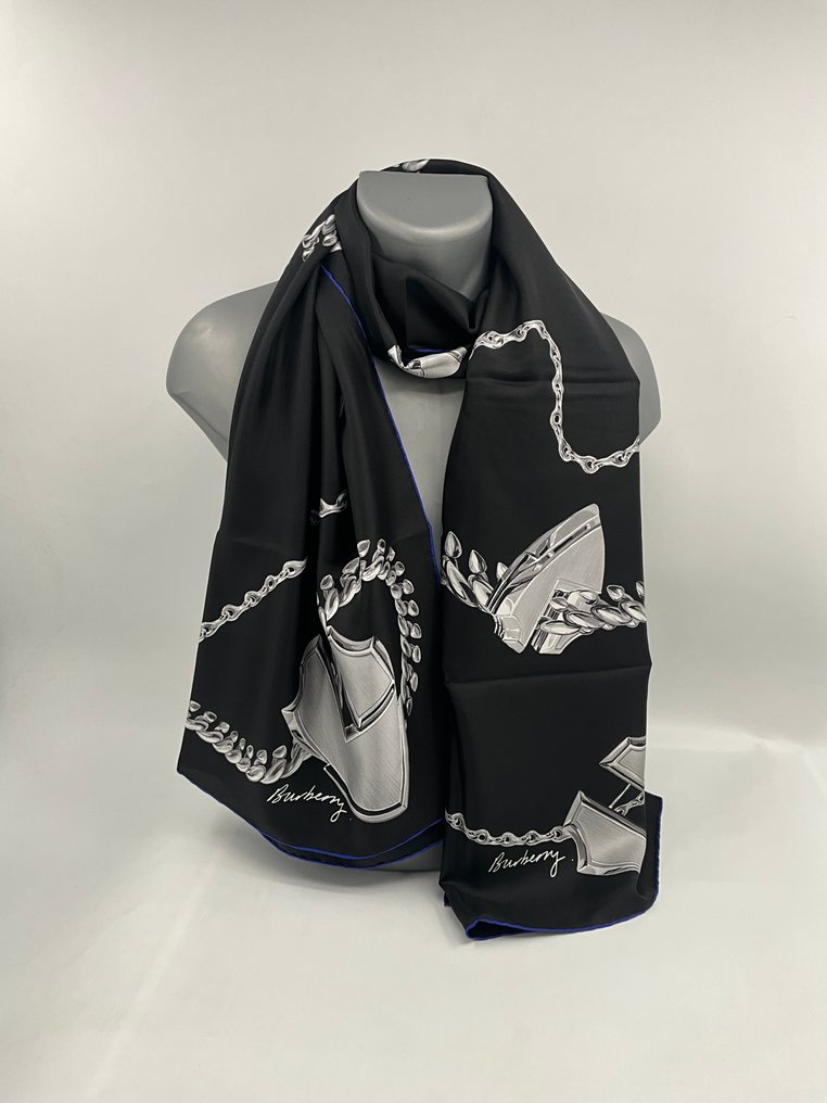 Burberry - MAJESTUEUSE -198 cm 68 cm - Sciarpa #1.0