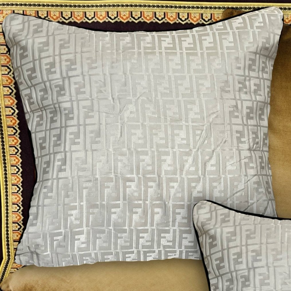 Fendi Casa - New set of four - Cushion #2.1