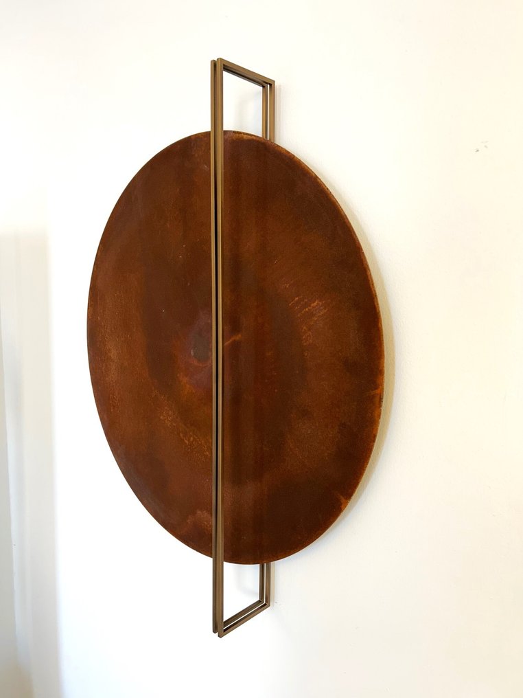 ICONE - Marco Pagnoncelli - Wall sconce - Essenza - "NUOVA" Rust and brushed bronze finish disco, Ø70 cm. #4.3