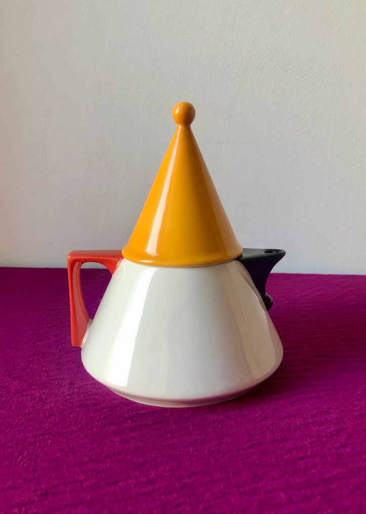 J. Kronester - Teapot - Future - Porcelain - For Douwe Egberts #3.2