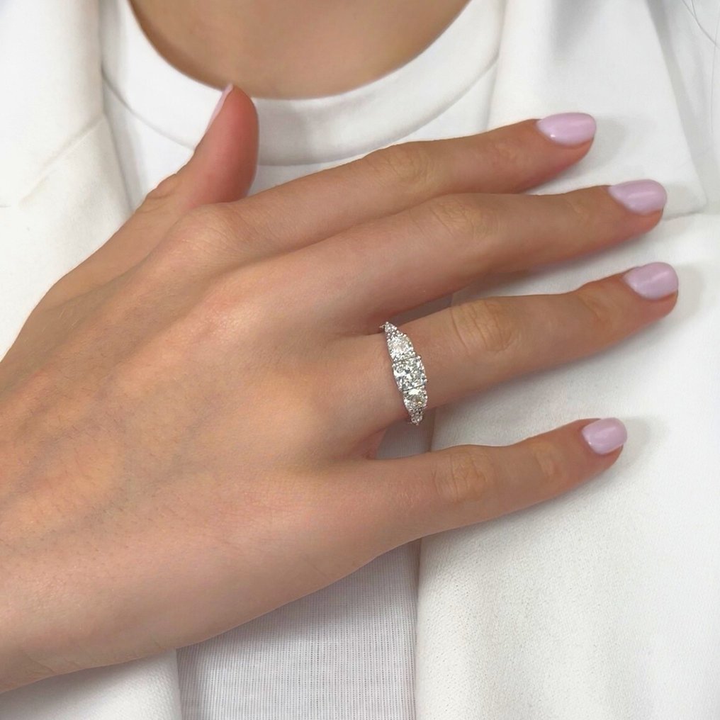 Sormus - 18 kt. Valkokulta - 2.47ct. tw. Timantti (Luonnollinen) - Timantti #3.2