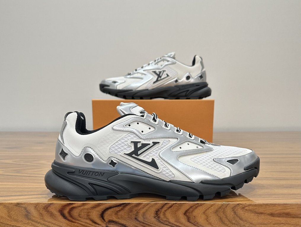 Louis Vuitton - LV Runner Tatic Silver - Zapatillas deportivas - Tamaño: EU 46.5 #2.2