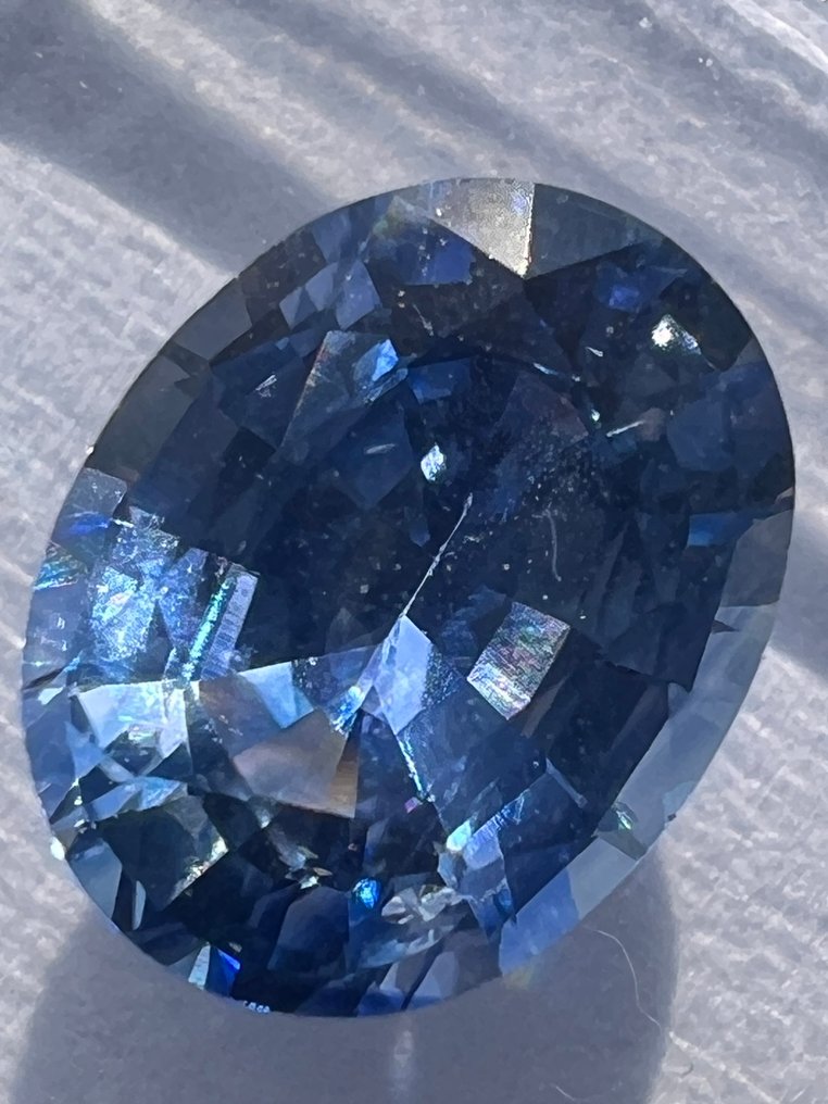 Albastru Safir  - 1.99 ct - IGI (Institutul gemologic internațional) #1.0