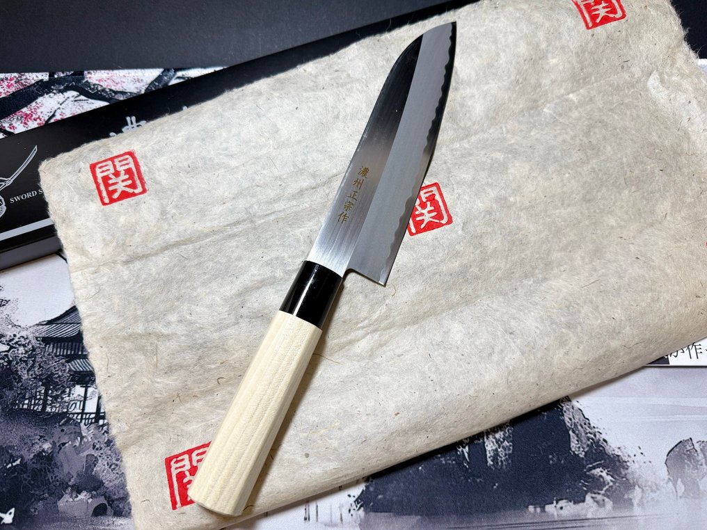 Satake SWORD SMITH - Μαχαίρι κουζίνας - Santoku - Χάλυβας - Ιαπωνία - Ιαπωνικό ΣΑΝΤΟΚΟΥ #1.0