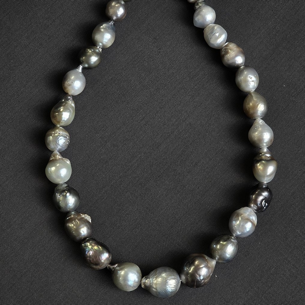String of natural Tahitian pearls, multicolor, baroque, graduated. ø 10.5/14 mm, cm 40- 77 g - (1) #3.2