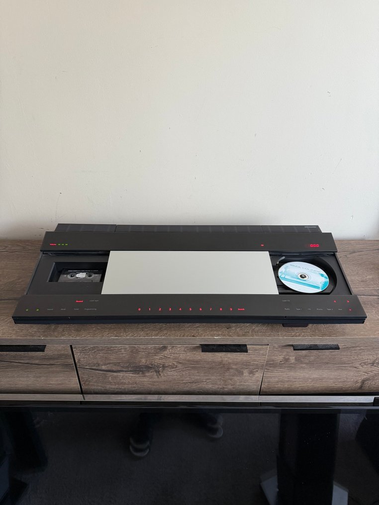 Bang & Olufsen Jacob Jensen - Beocenter 9300 con AUX per dispositivi di streaming Set Hi-Fi #1.0