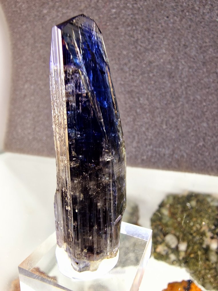 Tanzanite 216,4 ct XXL Perfect quality - Height: 64 mm - Width: 21 mm- 43.28 g - (1) #3.2