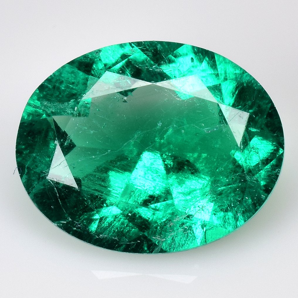1 pcs  Zöld Smaragd  - 1.77 ct - Amerikai Gemmológiai Intézet (GIA) #1.0