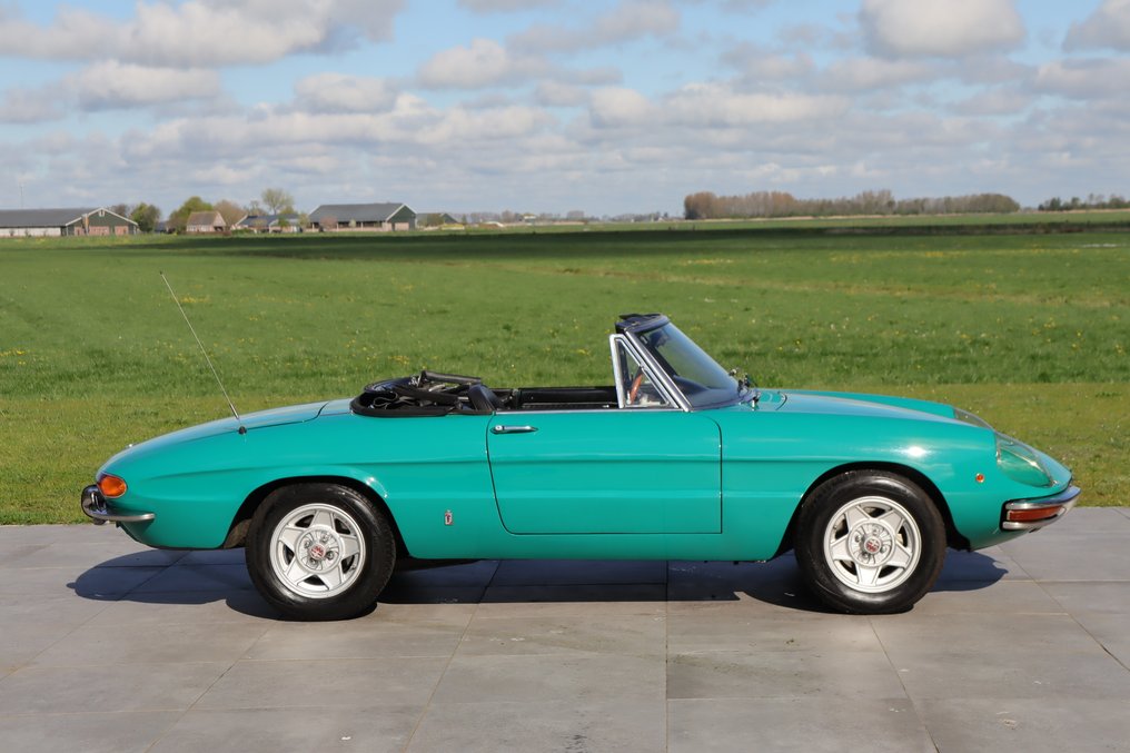 Alfa Romeo - Spider Veloce 1750 - 1969 #4.3