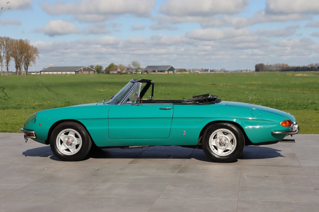 Alfa Romeo - Spider Veloce 1750 - 1969 #3.2