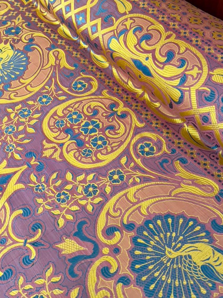 丝绸被，装饰艺术风格的图案，令人印象深刻的印花。 - 床罩  - 275 cm - 240 cm #4.3