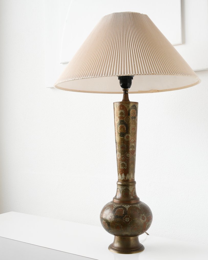 Table lamp - Brass, Copper, Metal, Textile - Hoge (72 cm) Mediterranean-colored engraved etched copper brass table lamp #1.0