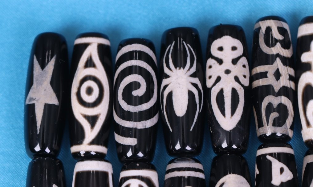 Dzi Περηφάνια - Θιβετιανό φυλαχτό Dzi - 9-Μάτια Dzi, Kubera Dzi, Δράκος Dzi, Λωτός Dzi, 3-Μάτια Dzi- 250 g - (50) #3.2