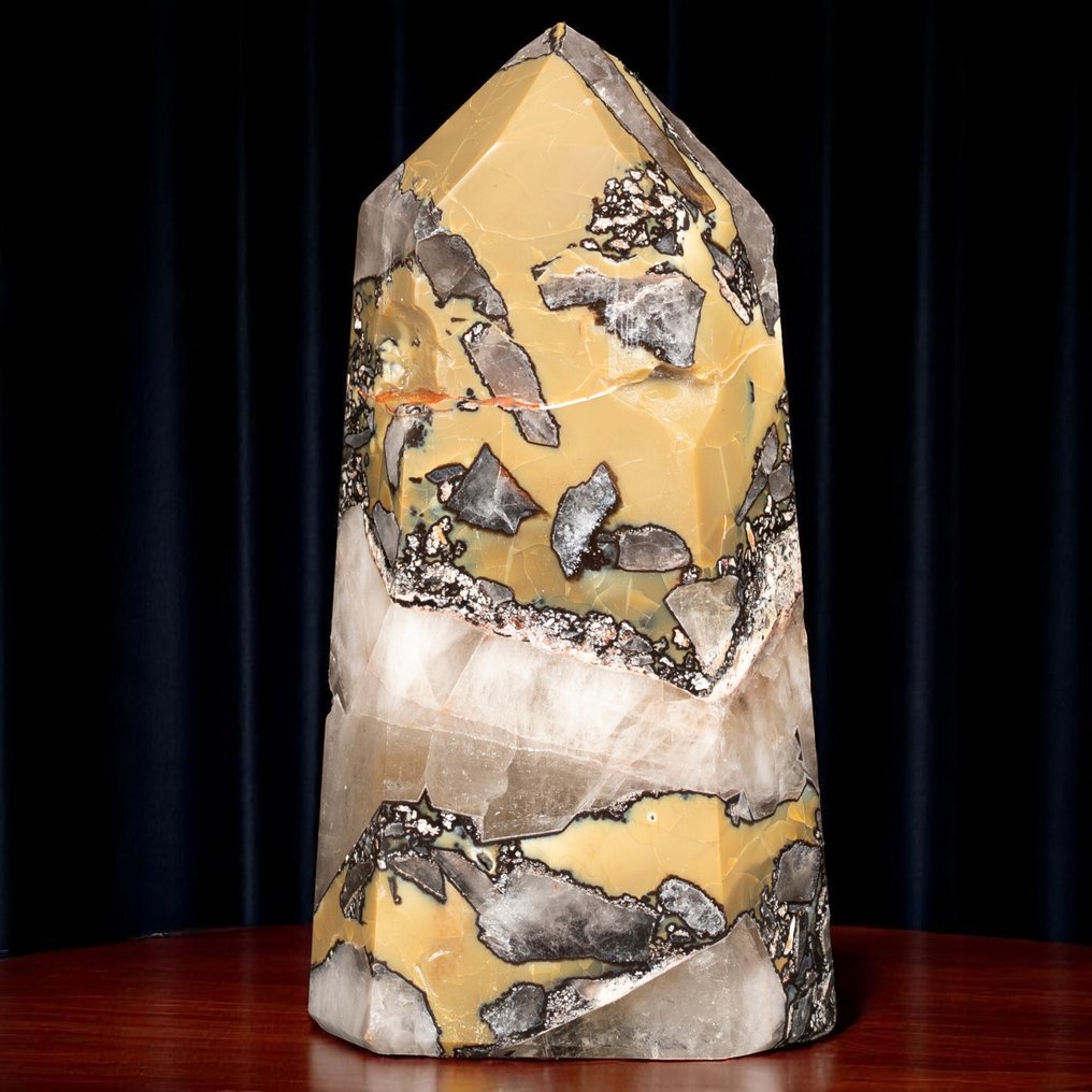 Special quartz point with natural yellow inclusions - Height: 125 mm - Width: 65 mm- 522 g #2.1