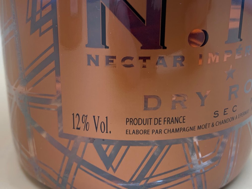 Moët & Chandon, Nectar Impérial Rosé Dry "N.I.R" - Champagne - 2 Bottles (0.75L) #4.3