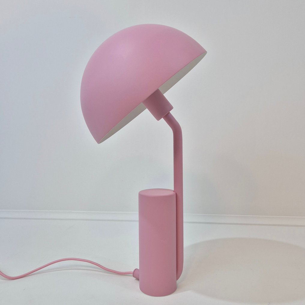 Normann Copenhagen - KaschKasch - Tischlampe - Cap - Rouge Rot - Metall #3.2