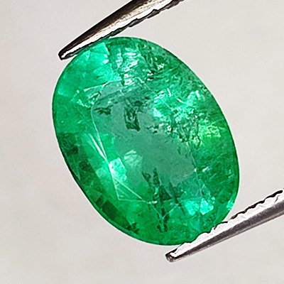 1 pcs Zöld Smaragd - 1.65 ct - Instituto Gemólogico Español (IGE) #2.1