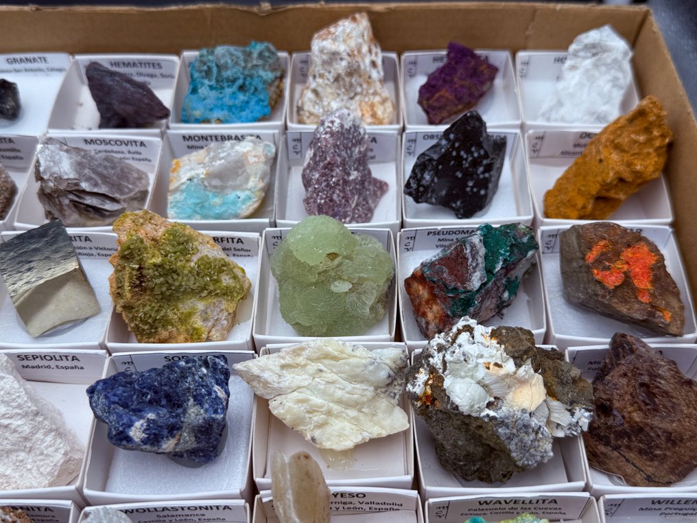 Colecție de Minerale- 4 kg - (80) #4.3