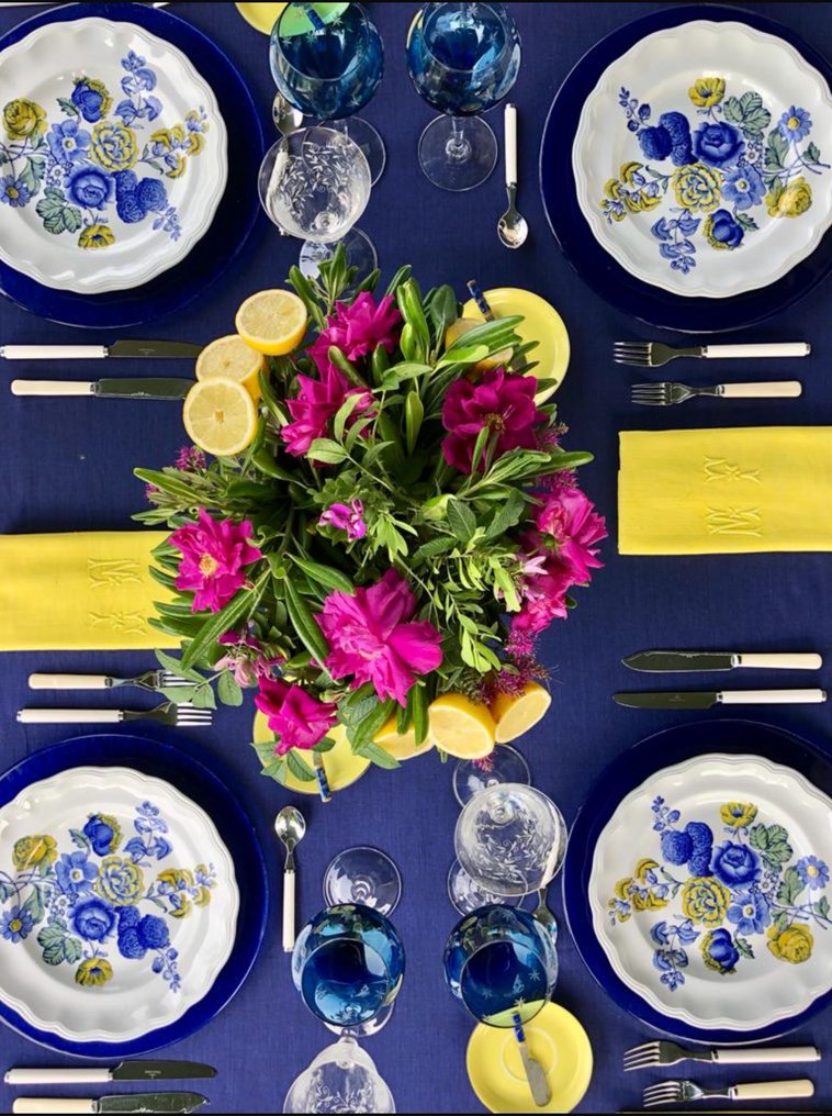 Toalha de mesa para mesas grandes, com uma cor azul elegante. - Toalha de mesa  - 270 cm - 180 cm #1.0