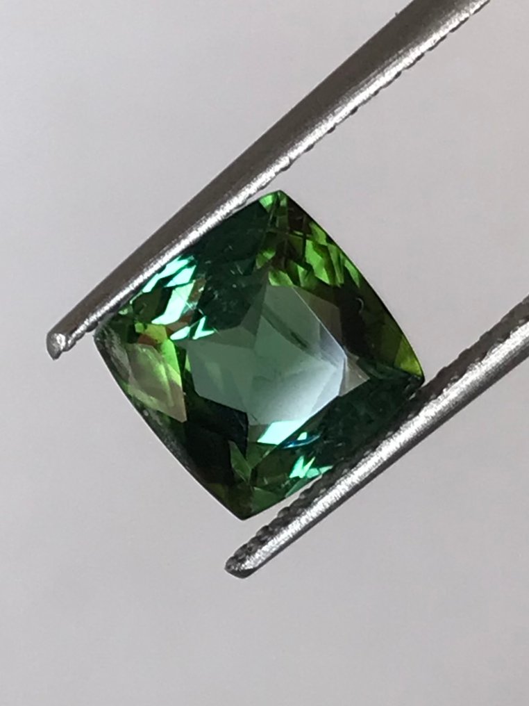 1 pcs  绿色 电气石  - 2.44 ct - 国际宝石研究院（IGI） #1.0