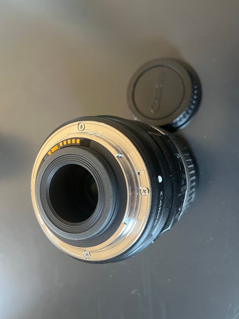 Canon EF-S 17-85mm 1:4-5.6 IS USM Zoomlens #4.3