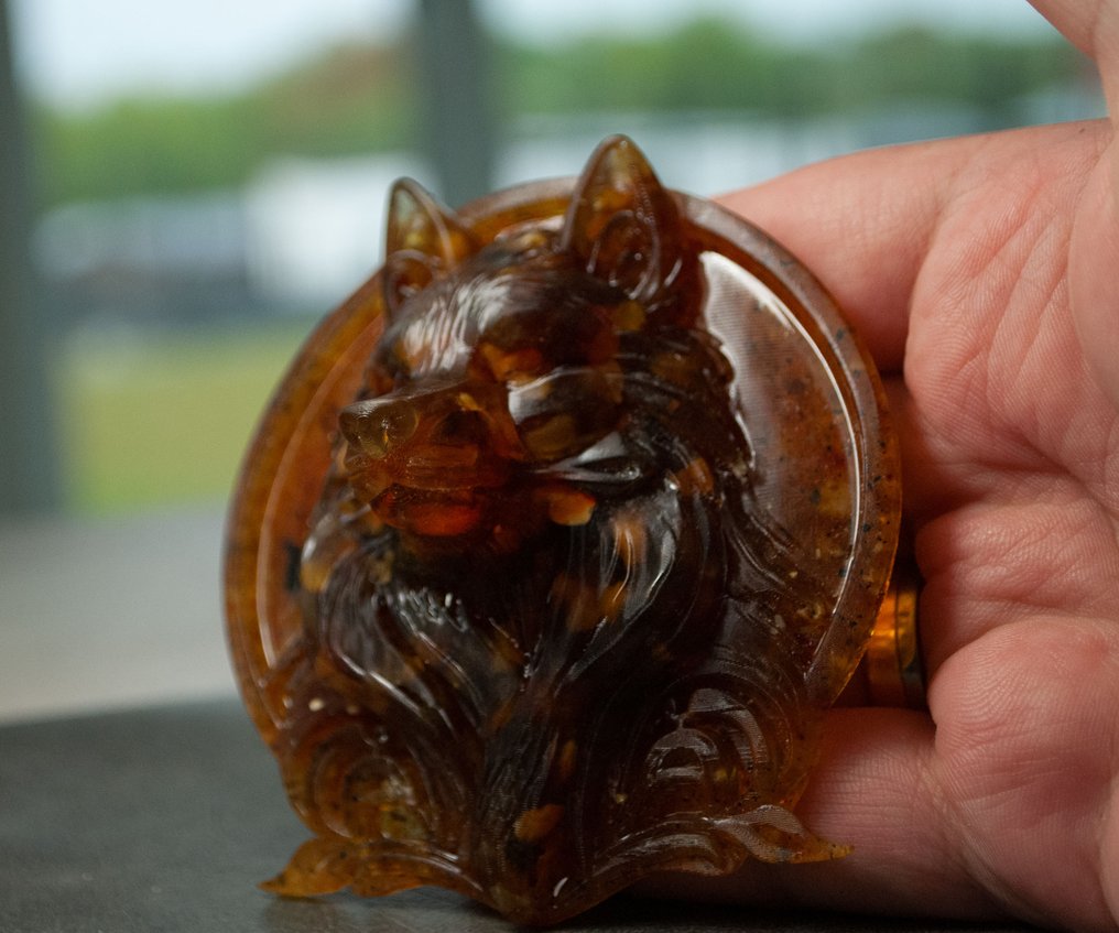 Διακόσμηση τοίχου με κεχριμπάρι Βαλτικής και λύκο - Κεχριμπάρι - Gothic Soul - 8.5 cm - 8.5 cm  (χωρίς τιμή ασφαλείας) #4.3