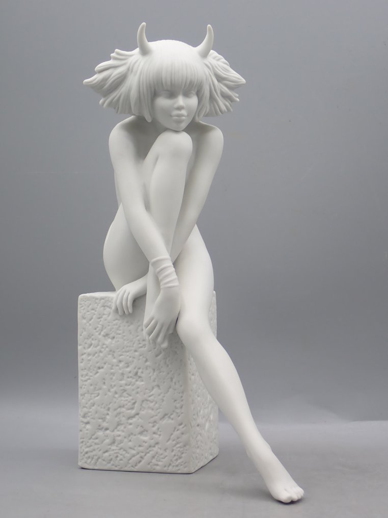 Royal Copenhagen - Αγαλματίδιο - Taurus - Μη εφυαλωμένη πορσελάνη #1.0