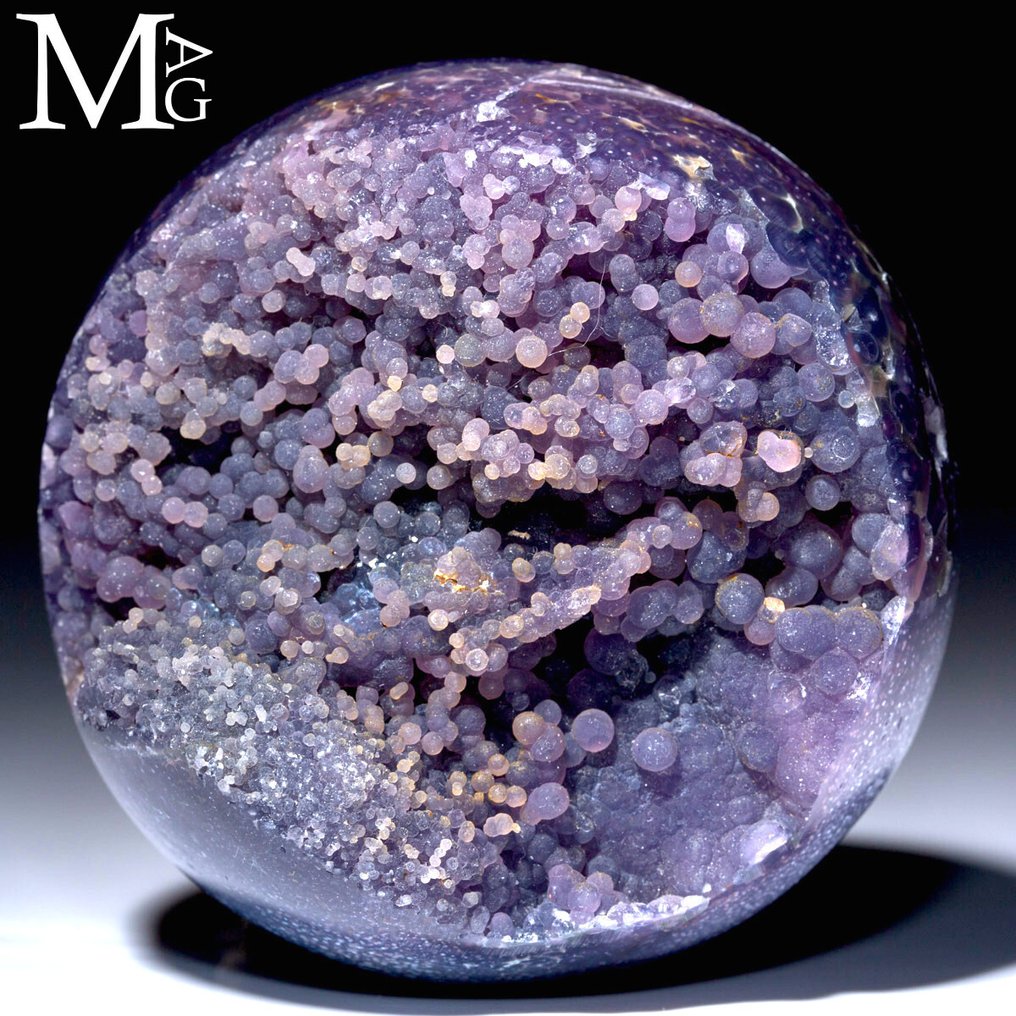 Szőlő agát - botriodális gömb Indonéziából - apró lila kvarc gömb botriodális formával. - Magasság: 67 mm - Szélesség: 67 mm- 341 g #1.0