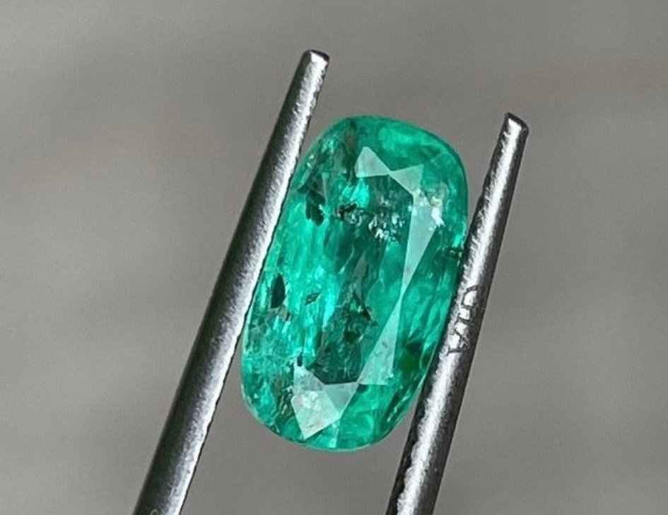 Nincs minimálár - 1 pcs Zöld Smaragd - 1.97 ct - Amerikai Gemmológiai Intézet (GIA) #4.3