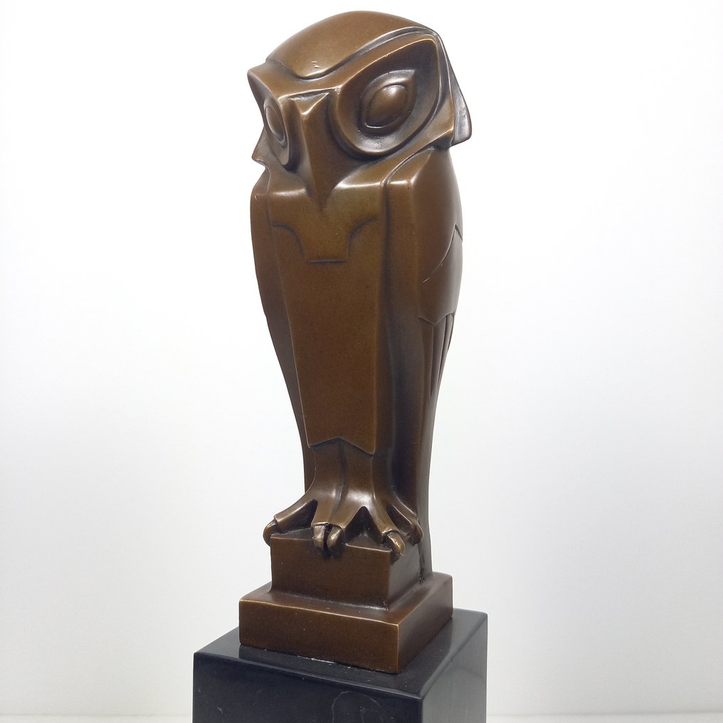 Naar: ALTORF, JOHAN COENRAAD (1876-1955) - Γλυπτό, "Owl in Art Deco Style" - 33 cm - Πατιναρισμένος μπρούτζος #3.2