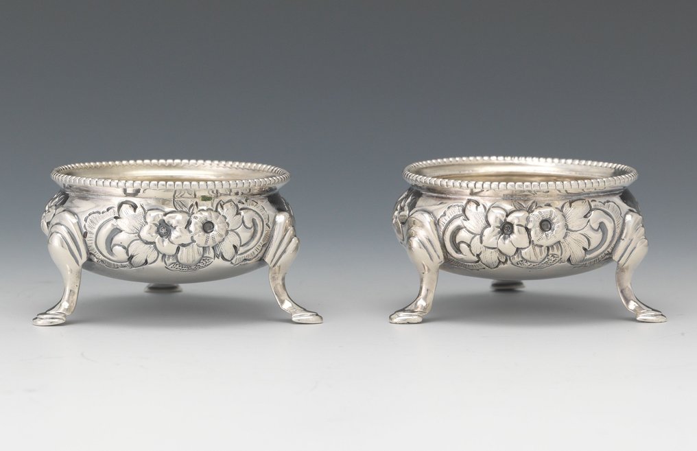 Robert Harper - Saliera (2) - Argento #1.0