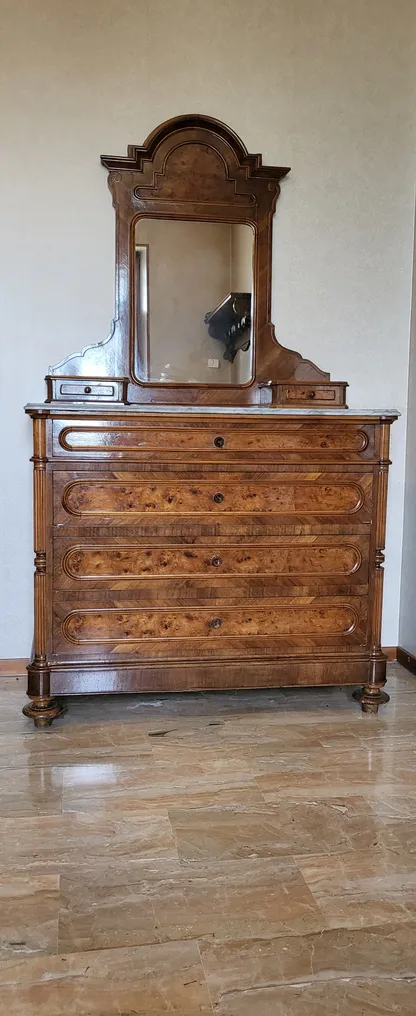 Commode - hard hout #2.1