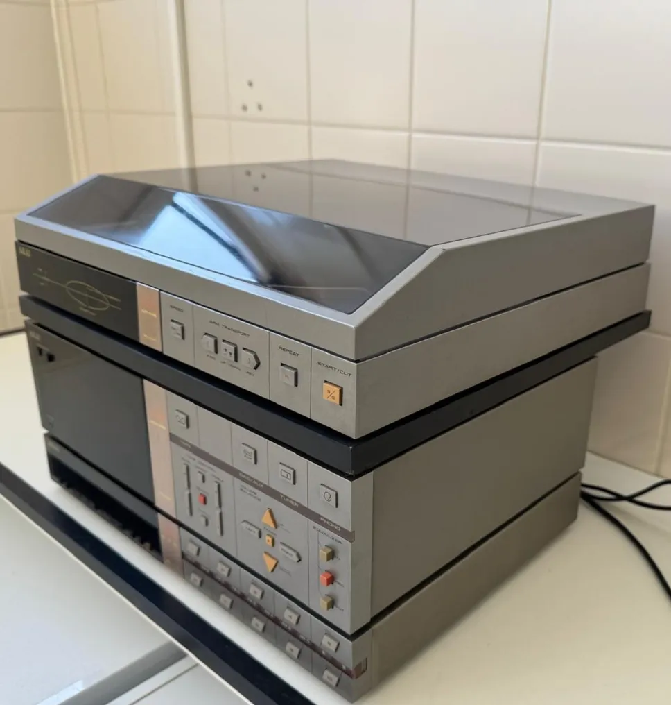 Akai - AP-M5 Fully Automatic Turntable / AM-M5 Amplifier / AT-M5L Tuner Stereo set - Multiple models #4.3