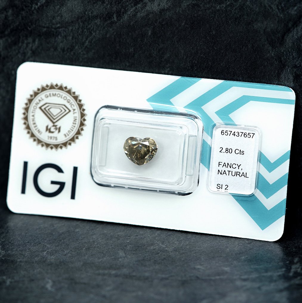 Ei pohjahintaa - 1 pcs Timantti (Luonnonvärinen) - 2.80 ct - Sydän - Fancy Rusehtava Keltainen - SI2 - Kansainvälinen gemologinen instituutti (IGI) #3.2