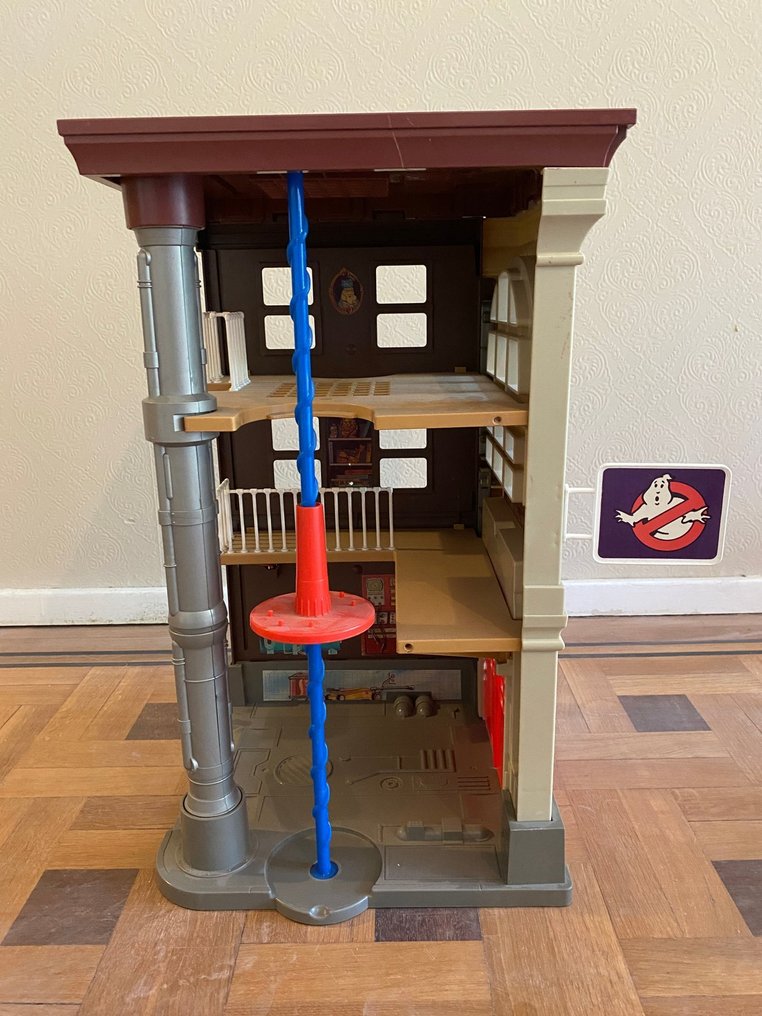 The Real Ghostbusters - The Real Ghostbusters fire station with original box - Kenner #4.3