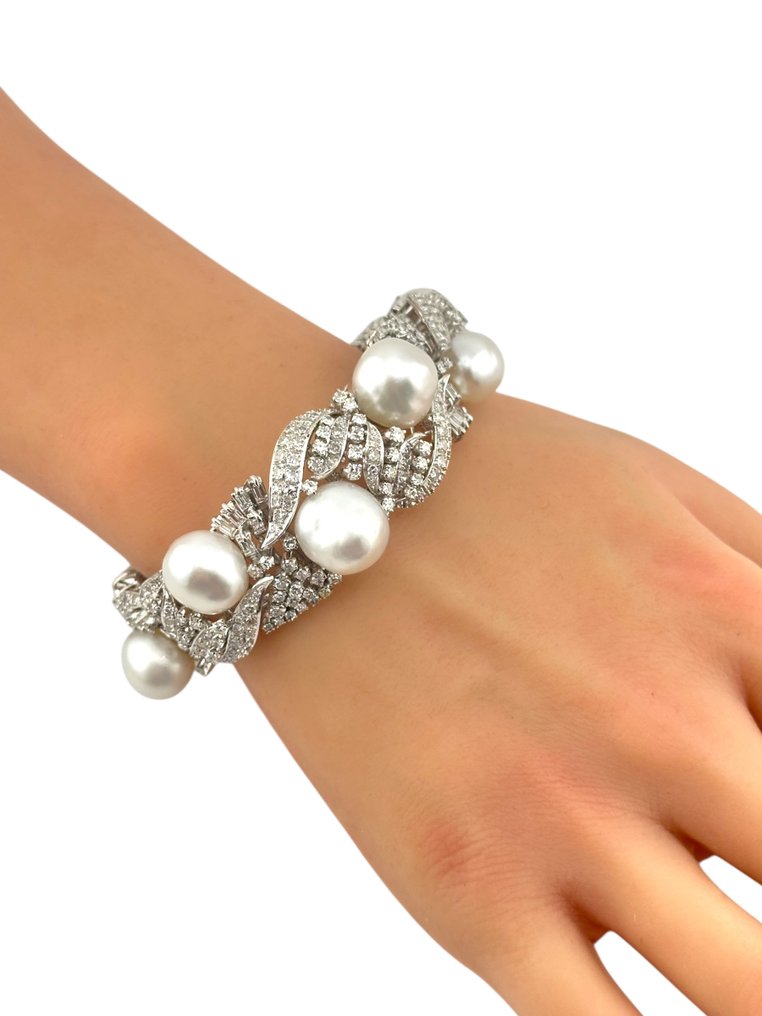Βραχιόλι - 18 καράτια Λευκός χρυσός, Βραχιόλι από 18K λευκόχρυσο με διαμάντια 4.7ct. και μεγάλα μαργαριτάρια. -  4.70ct. tw. Διαμάντι (Φυσικό)  #3.2