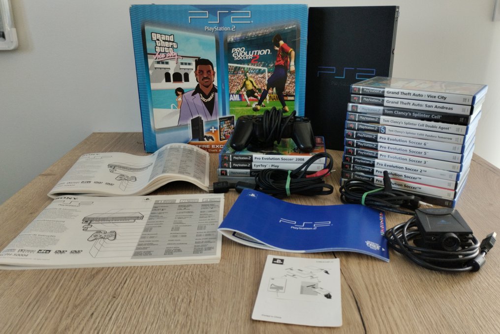 Sony - Playstation 2 (PS2) - box set with GTA Vice City and PES2 with booklets like new + 14 games - Video game console + games - In original box #1.0