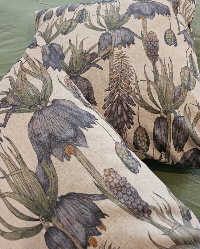 一套2个花卉艺术新风格填充靠垫 - 60x60厘米 - 艺术设计 - 垫子 #1.0