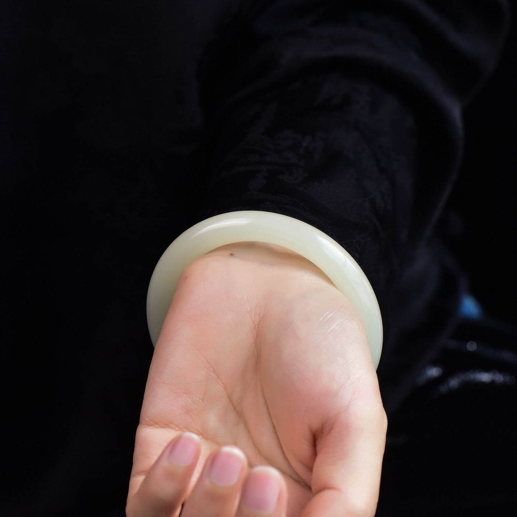 无保留 - ALGT认证 - 天然方解石手镯 - 采用一整块材料精心雕刻而成- 46.25 g #1.0